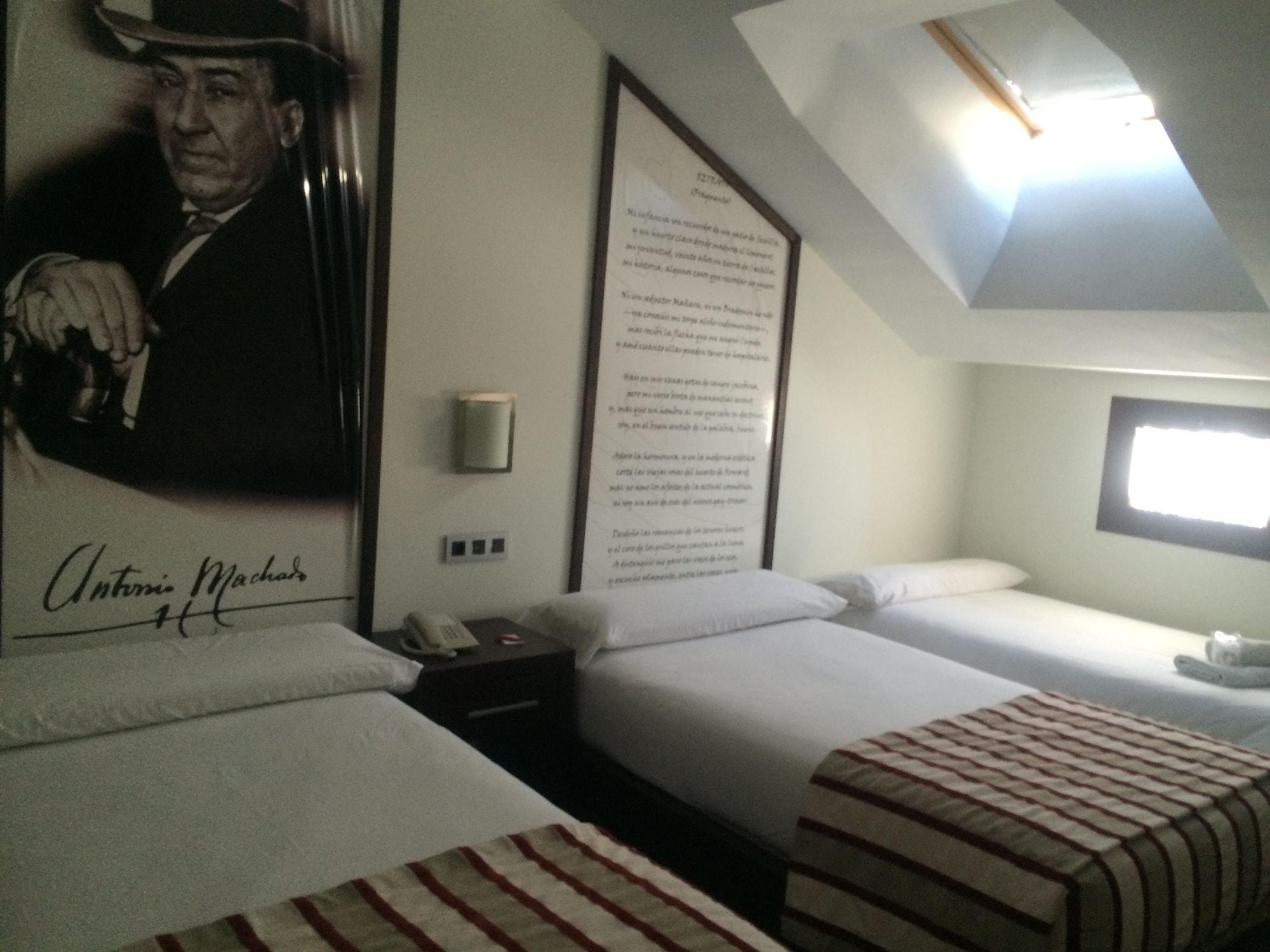 Hostal Aznaitin بايثا المظهر الخارجي الصورة