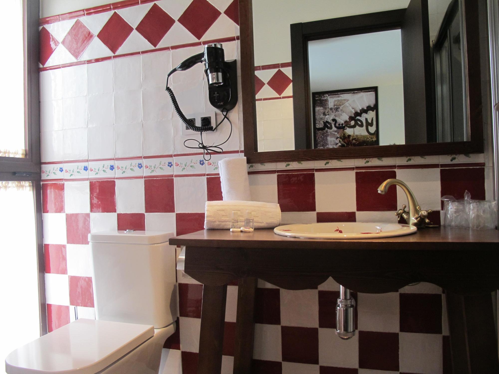 Hostal Aznaitin بايثا المظهر الخارجي الصورة